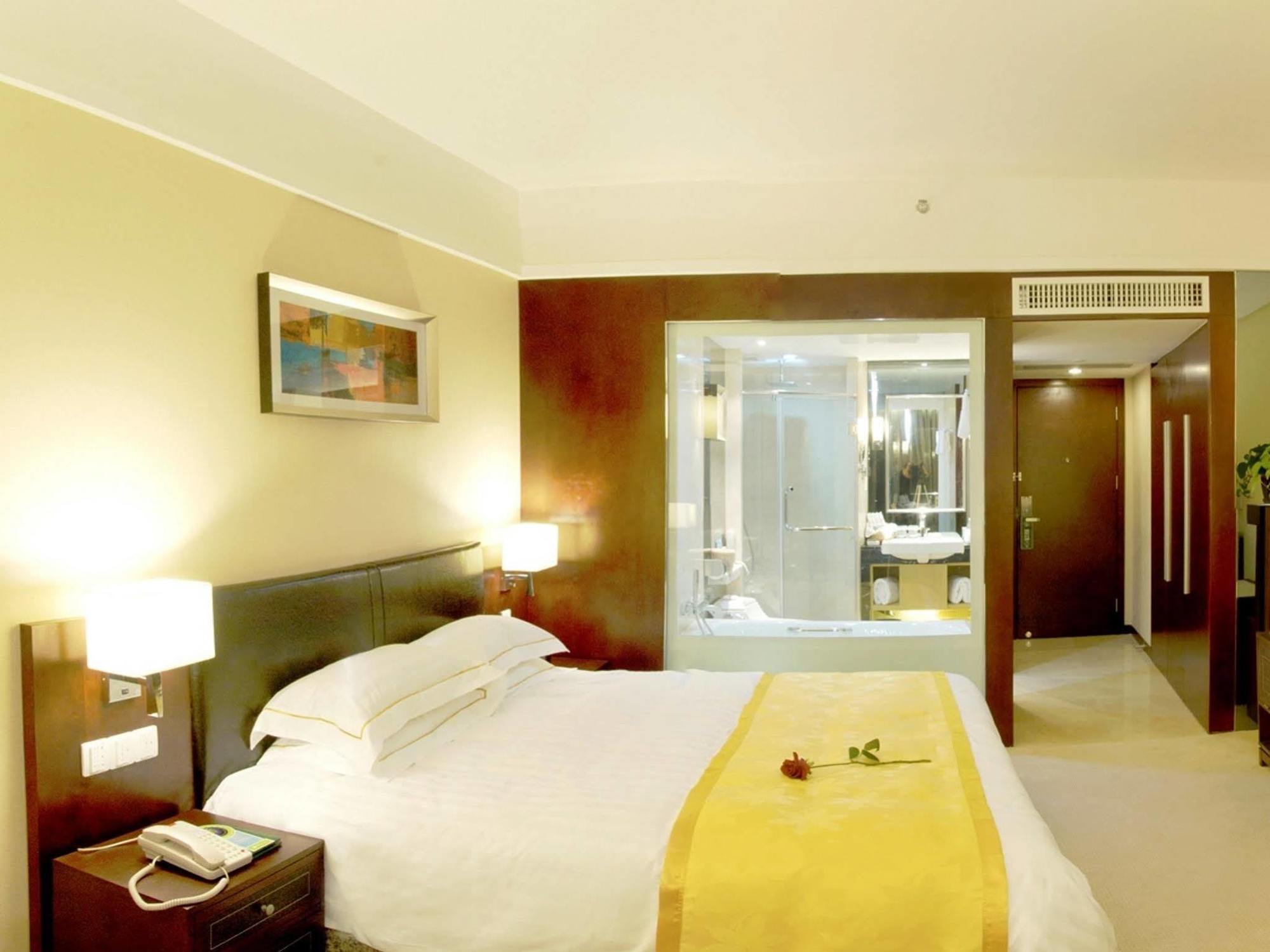 Golden Gulf Jasper Hotel Шаньтоу Экстерьер фото